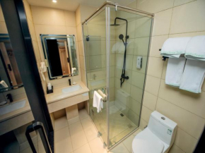 GreenTree Inn Taizhou Xinghua City Zhouzhuang Town Business Hotel